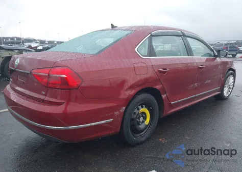 2016 Volkswagen Passat 1.8T Se из США, поврежденный, VIN 1VWBT7A30GC062571